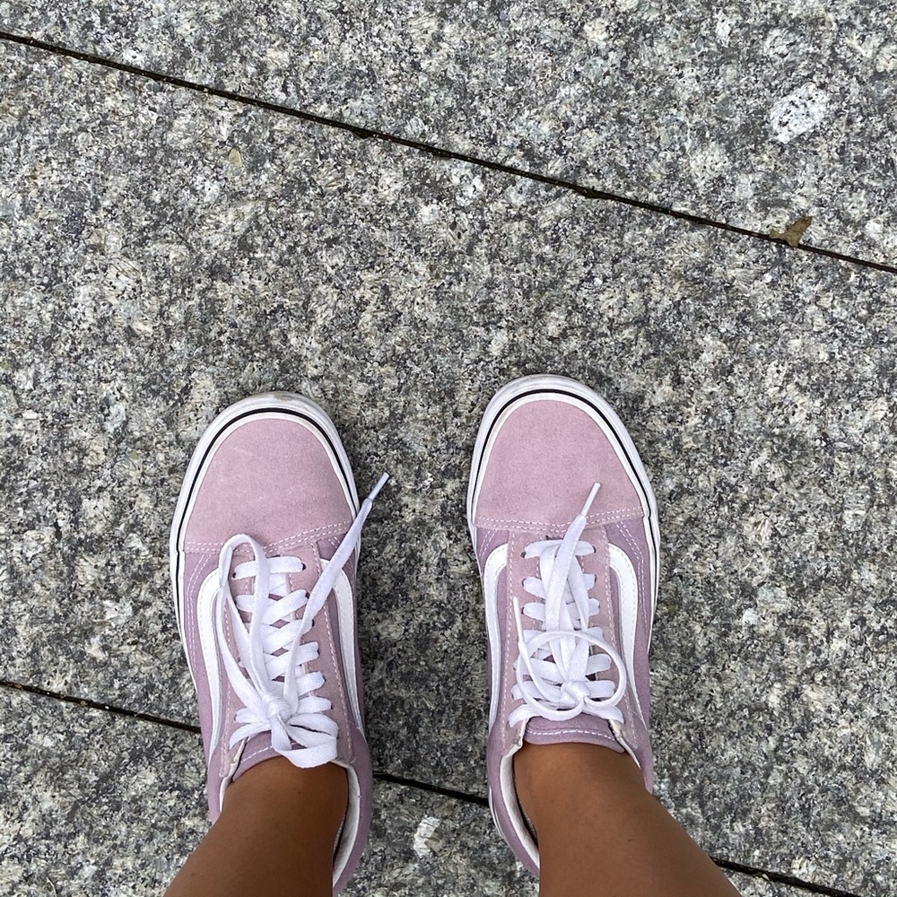 Light pink/purple vans size 6